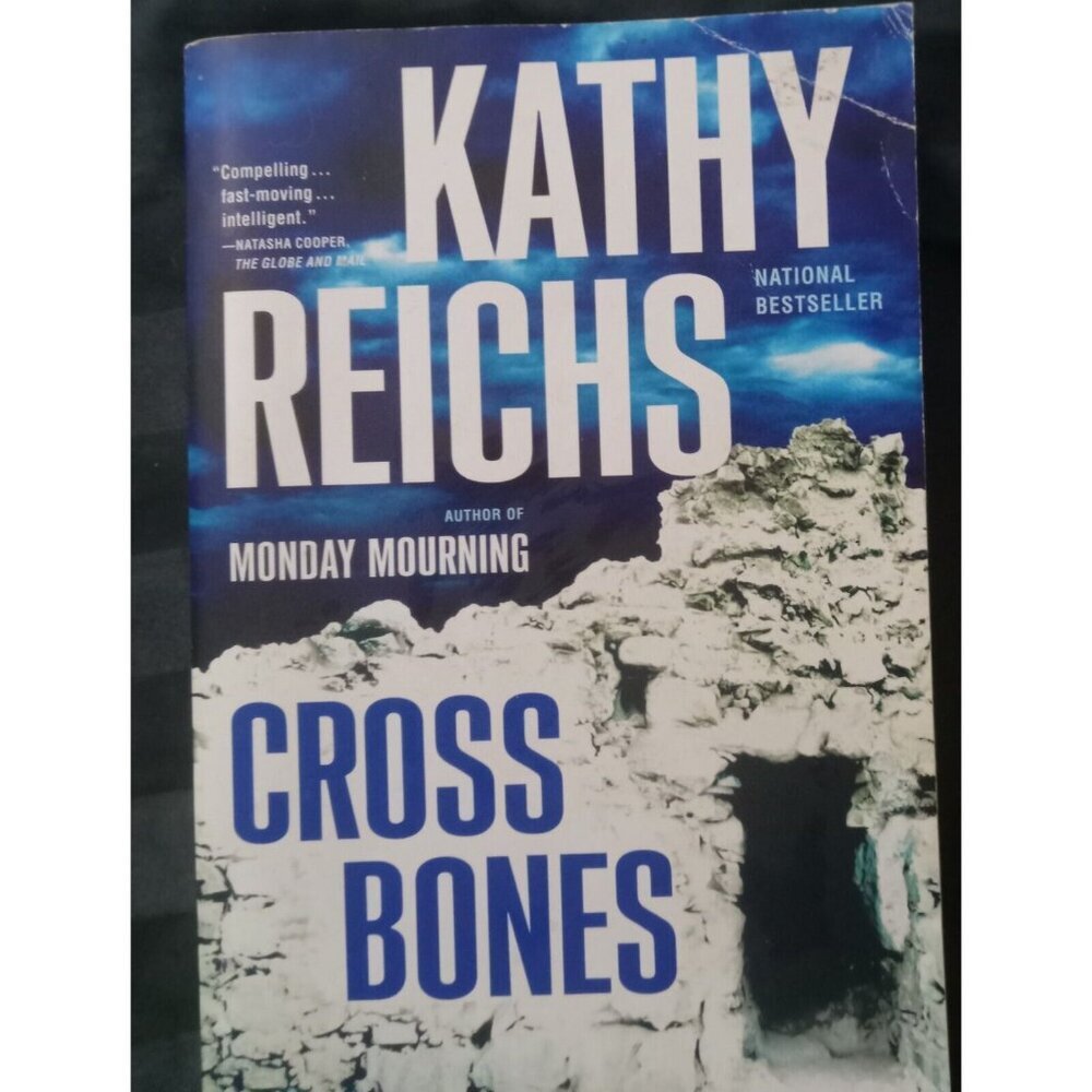 Cross Bones by Kathy Reichs – Temperance Brennan – Paperback